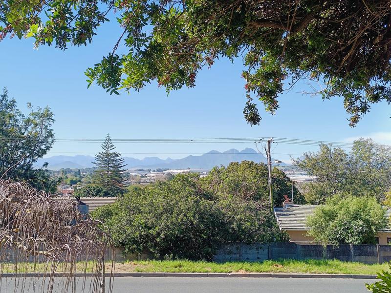 4 Bedroom Property for Sale in Hoogstede Western Cape